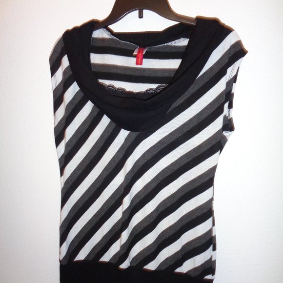 ☆SALE 5 for $25☆HeartSoul Top Size XL - Picture 1 of 12